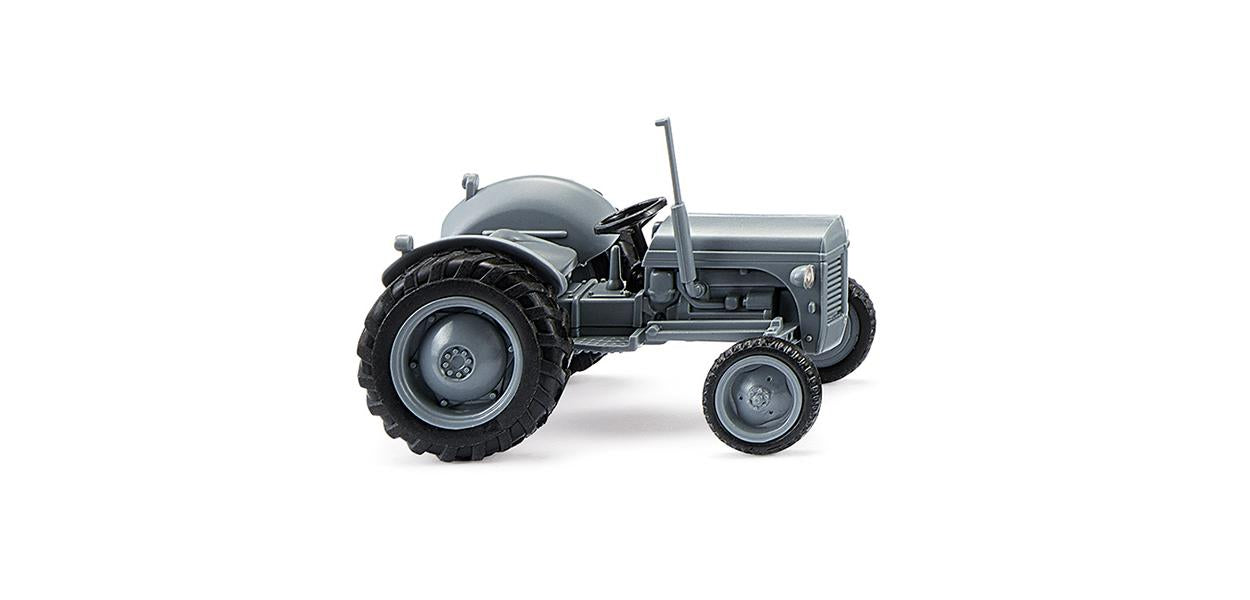 Wiking Ferguson TE Tractor England Blue Grey 1946-56 WK089206 HO Gauge