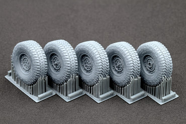 ScaleX HMMWV MT/R 12-bolt Weighted Wheel Set For ICM 1:35 Model Kits