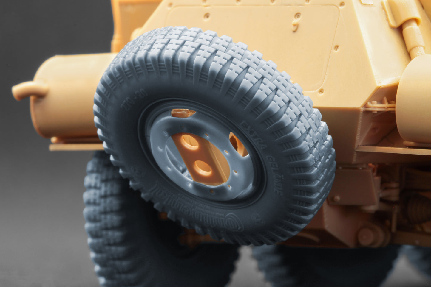 ScaleX Sd.Kfz. 234 Puma v2 Ordinary Wheel Set For 1:35 Model Kits
