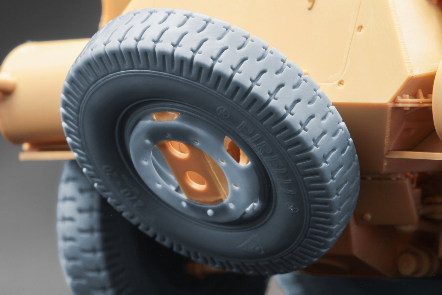 ScaleX Sd.Kfz. 234 Puma v4 Ordinary Wheel Set For 1:35 Model Kits