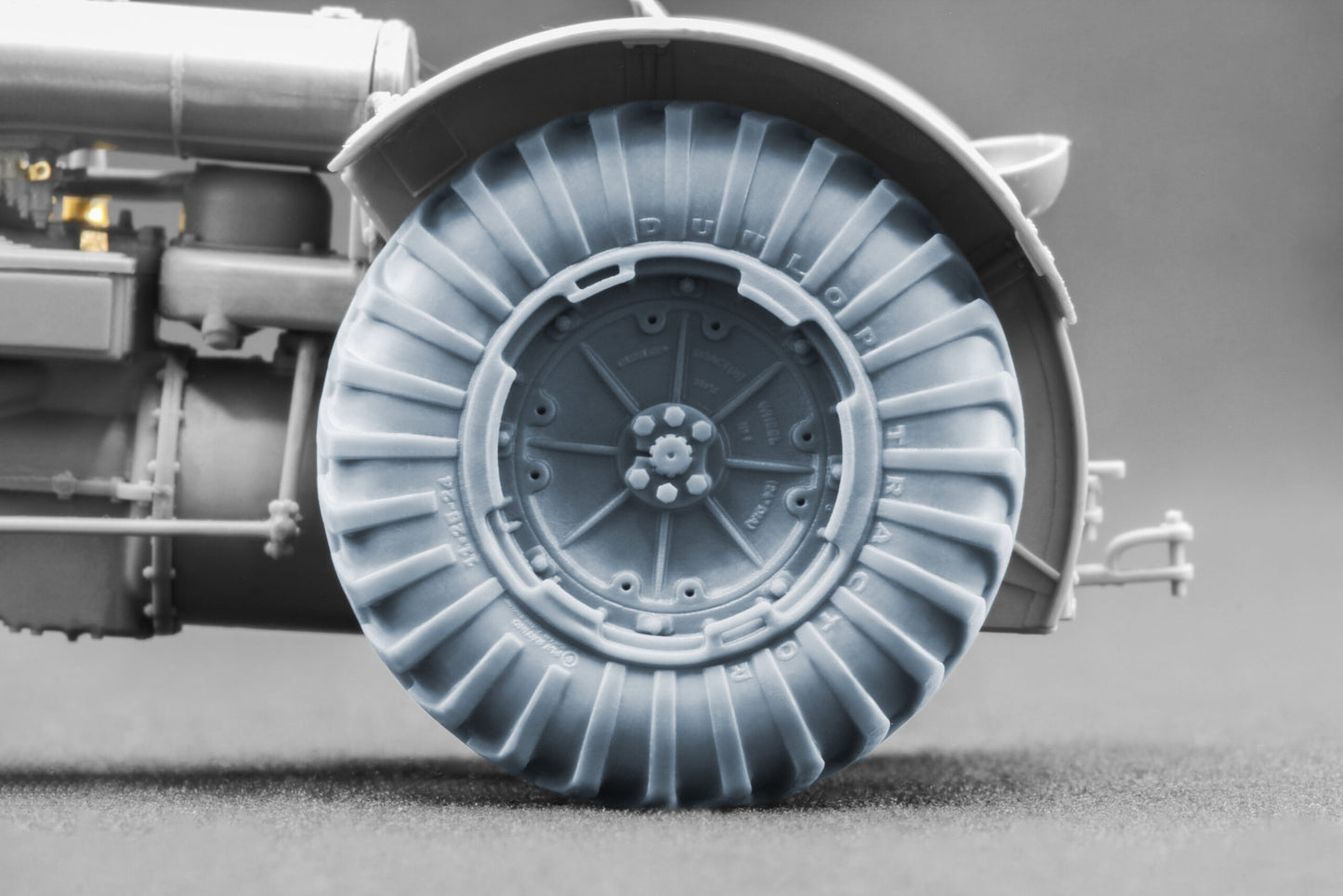 ScaleX Fordson N Tractor v2 Ordinary Wheel Set For Miniart 1:35 Model Kits
