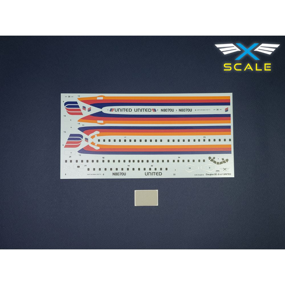 X-Scale 144008 United Airlines DC-8-61 Passenger Airliner 1:144 Model Kit