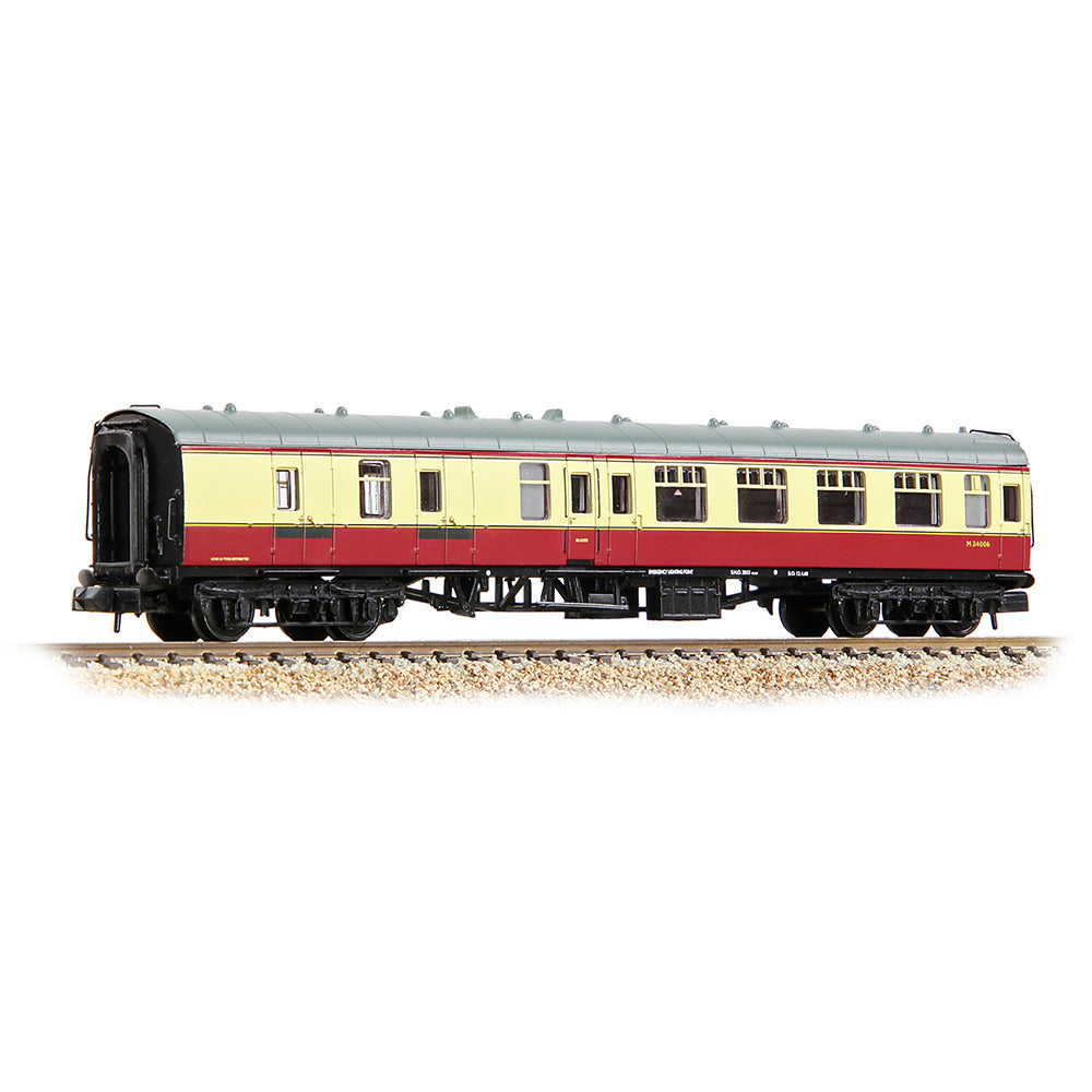 Graham Farish 374-185E BR Mk1 BSK Brake Second Corridor BR Crimson & Cream N Gauge