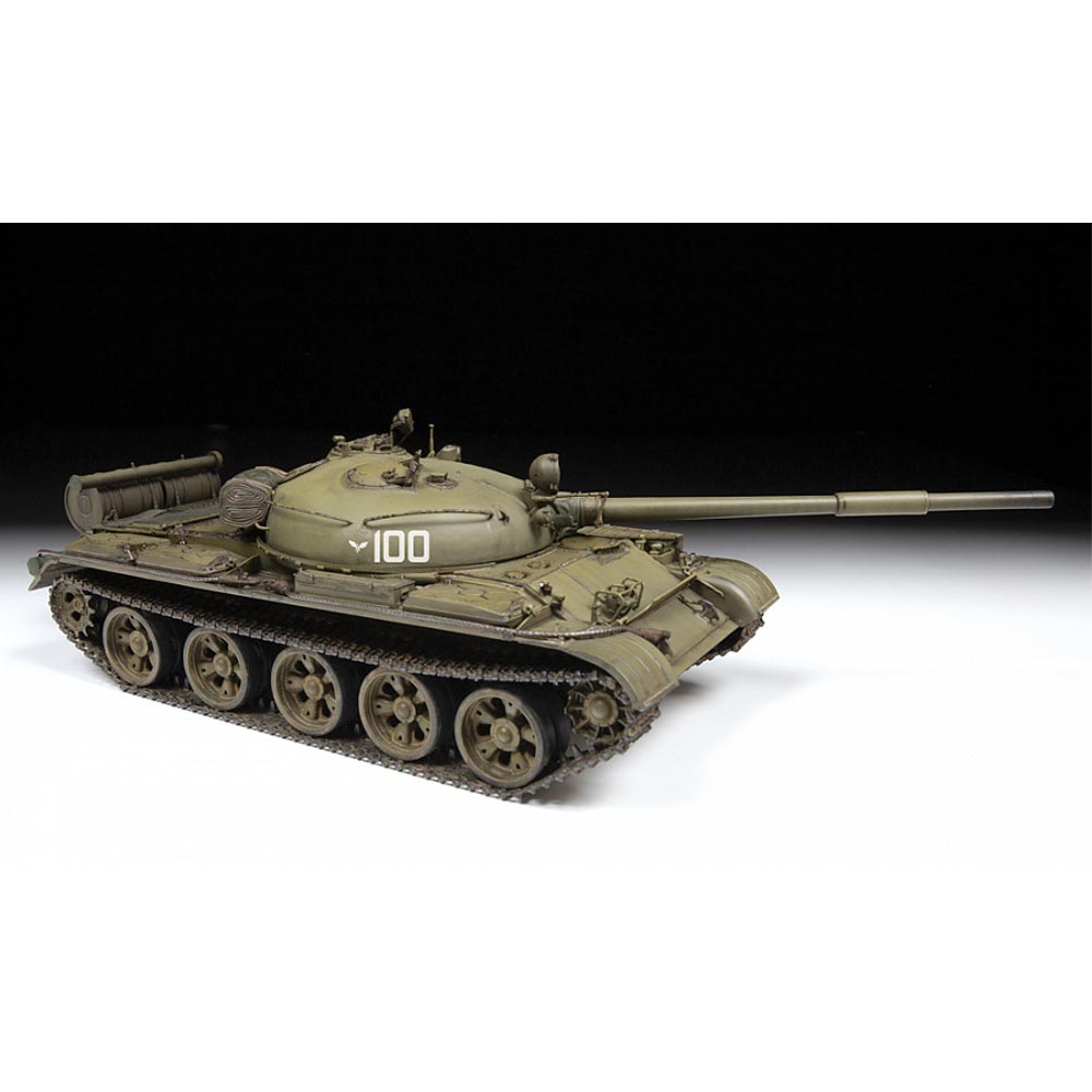 Zvezda T-62 Soviet Main Battle Tank 1:35 Model Kit 3622
