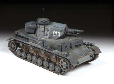 ZVEZDA 3641 Panzer IV Ausf E (Sd.kfz.161/2) 1:35 Tank Model Kit