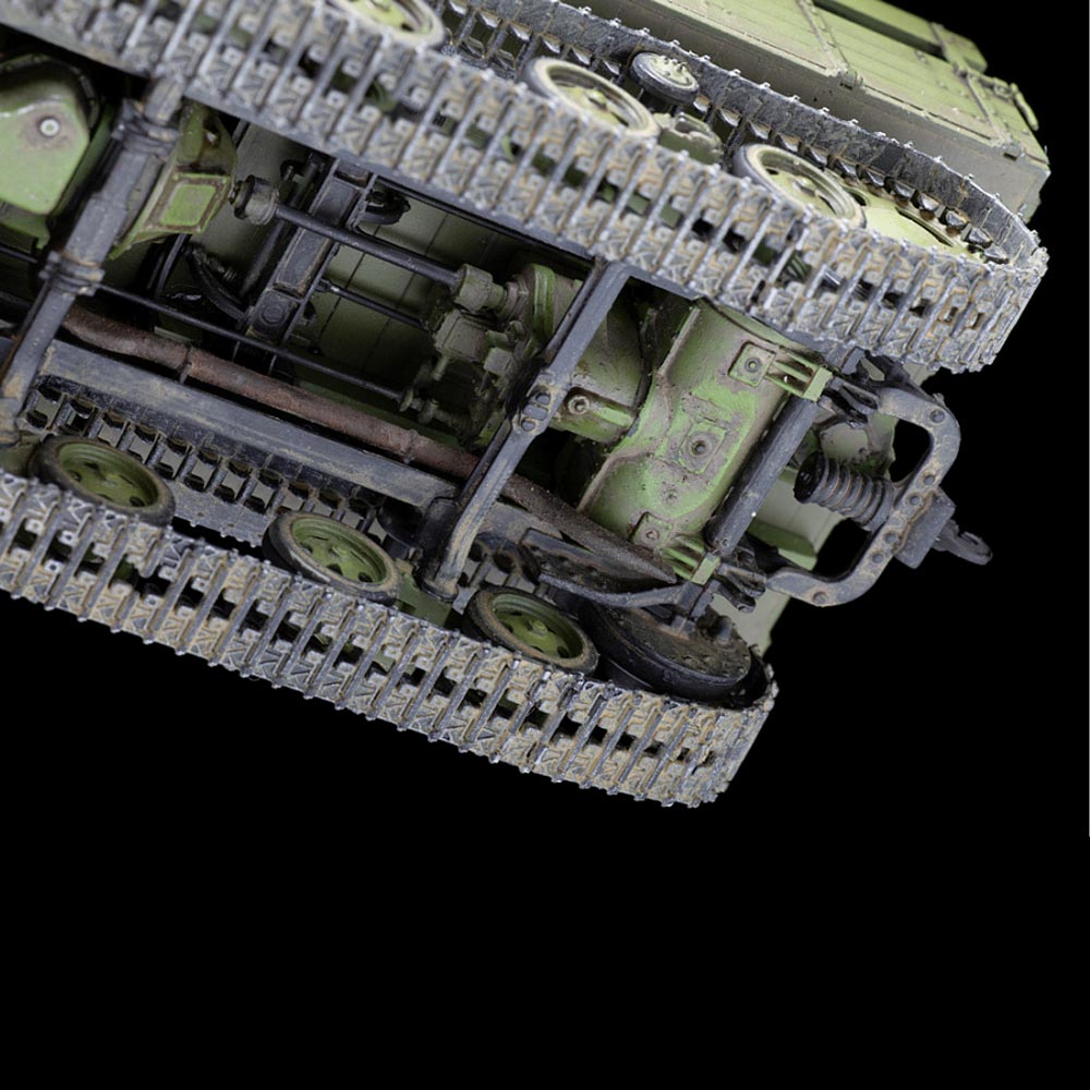 Zvezda STZ-5 Soviet Artillery Tractor Tracked Truck 1:35 3663 Plastic Model Kit