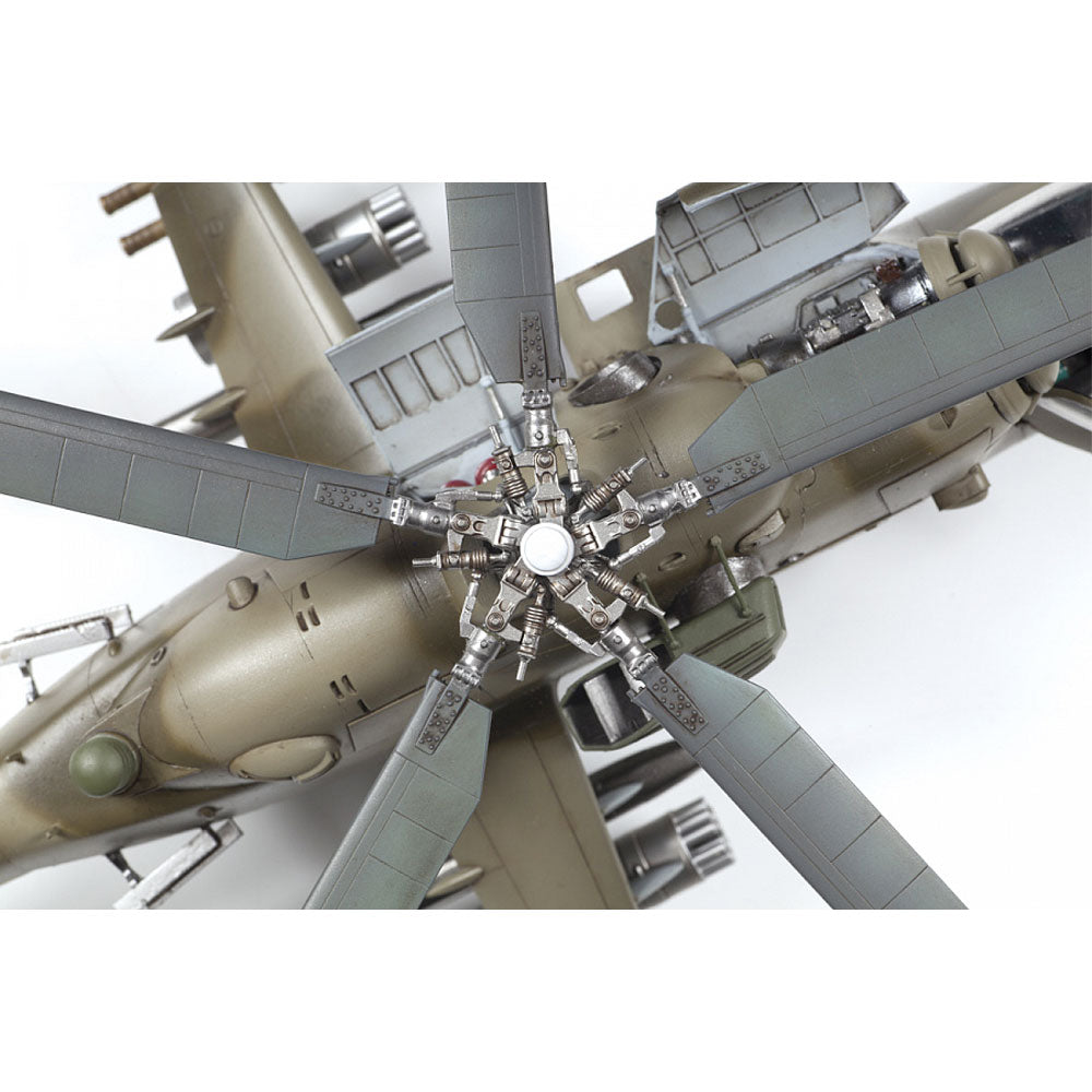 Zvezda 4823 Soviet Attack Helicopter MIL-Mi 24 V/VP 1:48 Plastic Model Kit