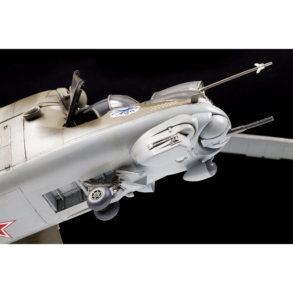 Zvezda 4823 Soviet Attack Helicopter MIL-Mi 24 V/VP 1:48 Plastic Model Kit