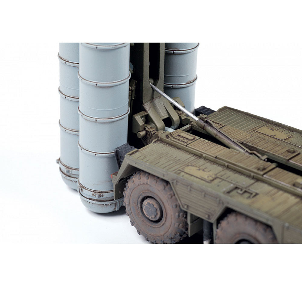 Zvezda Z5068 S-400 Triumf SA-21 Growler Missile System 1:72 Plastic Model Kit