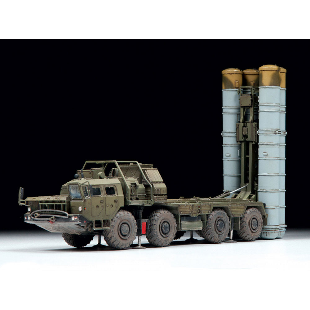 Zvezda Z5068 S-400 Triumf SA-21 Growler Missile System 1:72 Plastic Model Kit