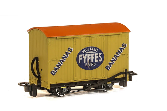 PECO GR-902 Box Van Fyffes Bananas OO9 Gauge