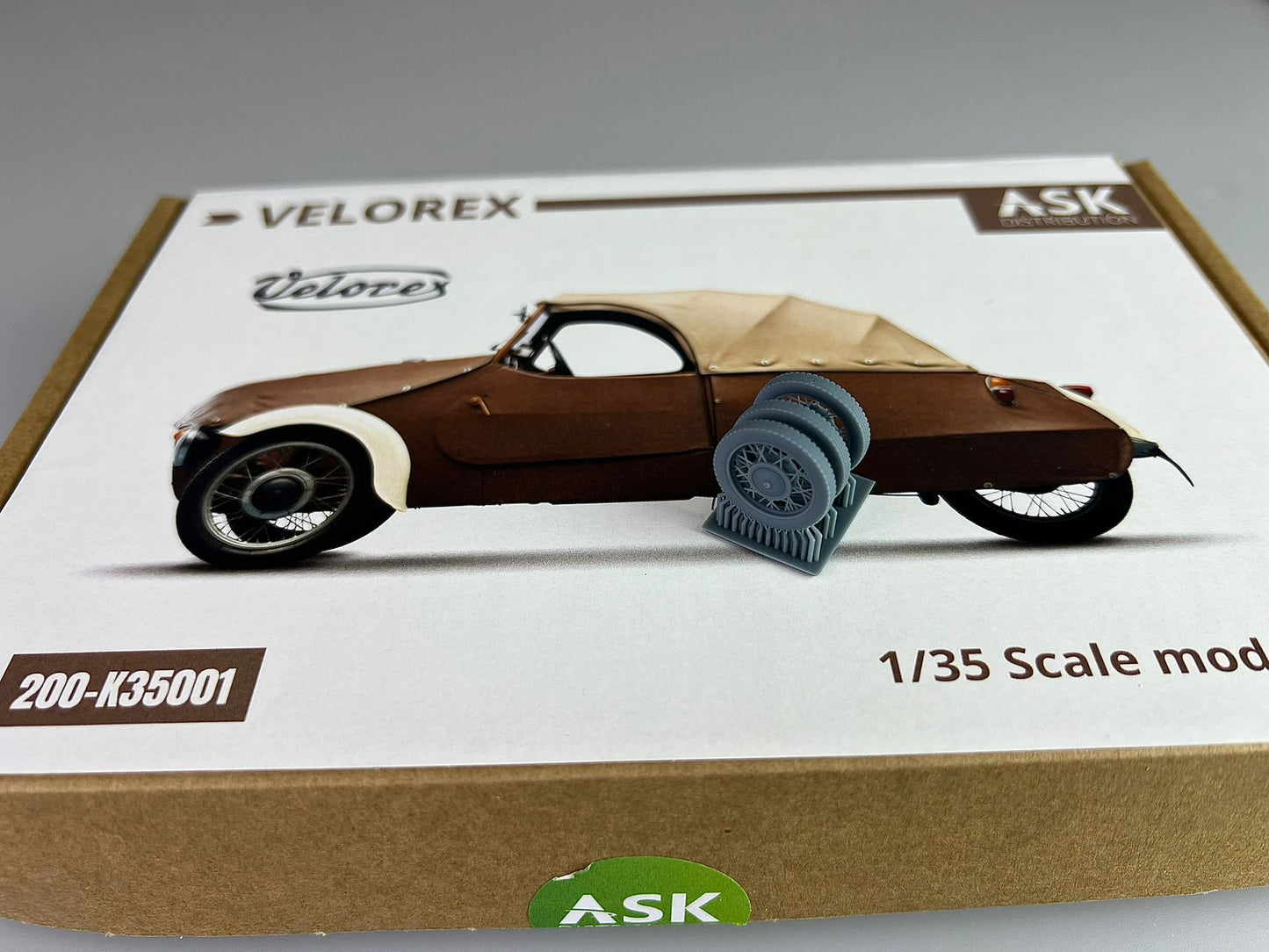 Art Scale 200-K35001 1:35 Czech Velorex