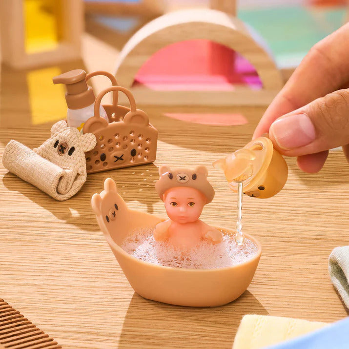 MGA's Miniverse - Make It Mini Real Baby Nurturing Blind Ball