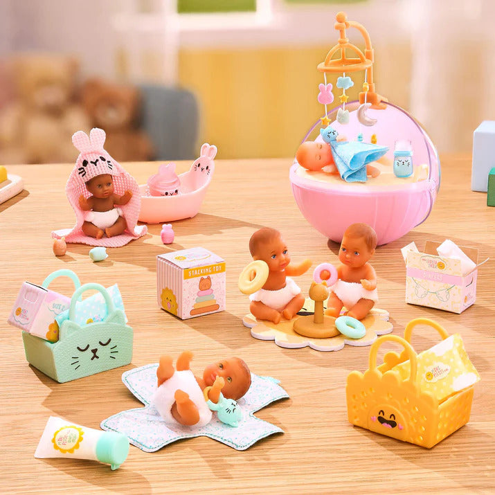 MGA's Miniverse - Make It Mini Real Baby Nurturing Blind Ball