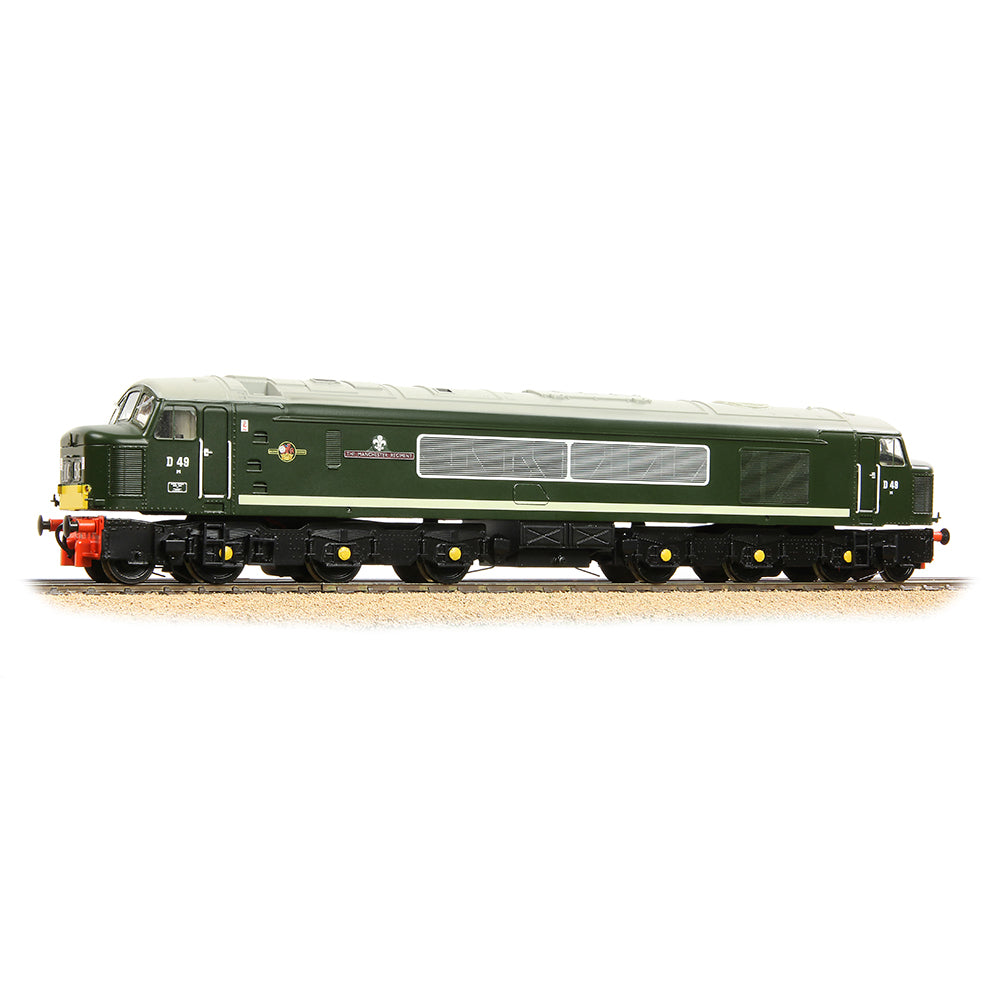 Bachmann Branchline 32-678A Class 45 Split Centre H/C D49 'The Manchester Regiment' BR Green (SYP)