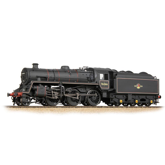 Bachmann Branchline 32-956 BR Standard 4MT with BR1B Tender 76066 BR Lined Black Late Crest [W]