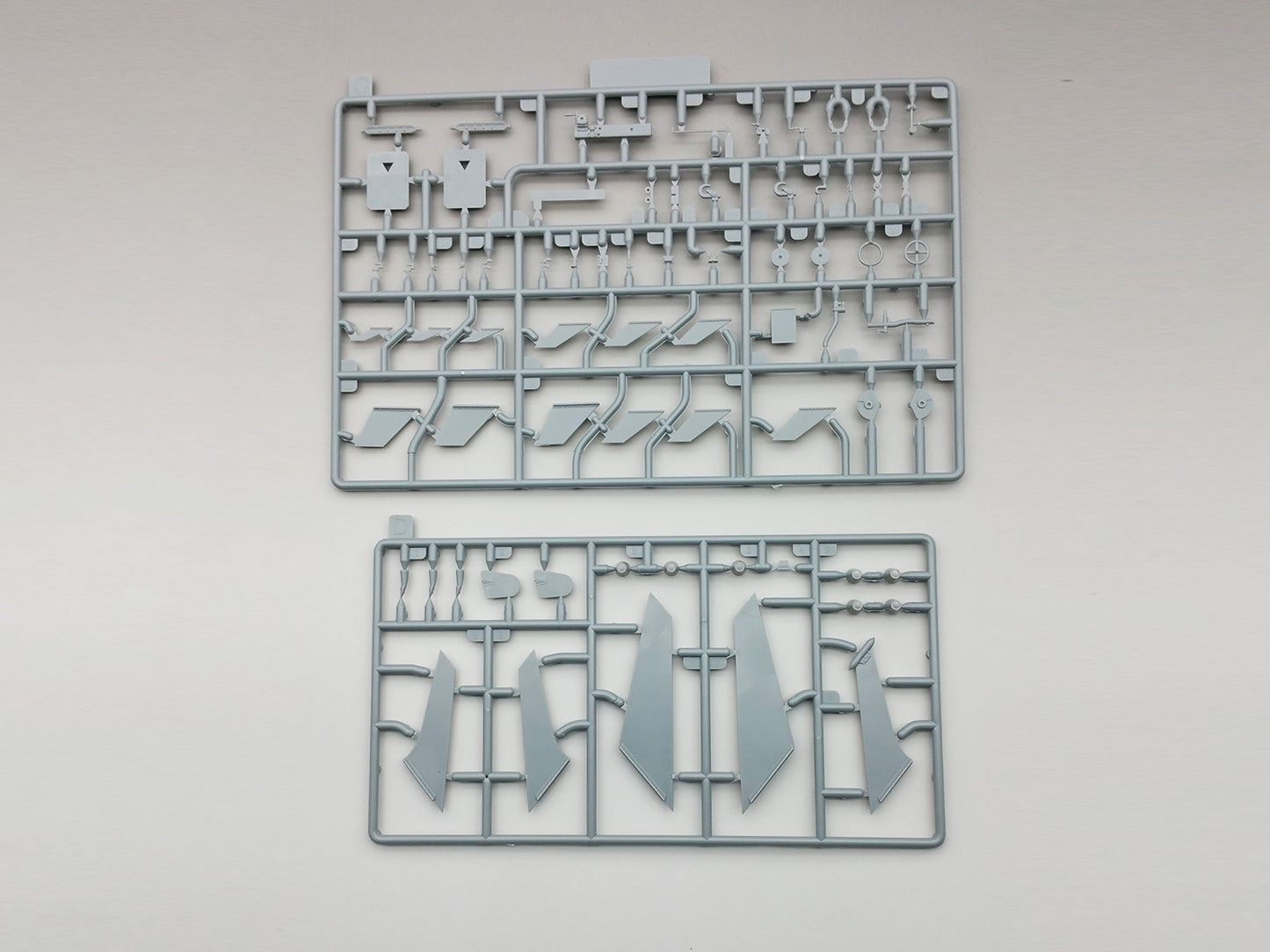 Amusing Hobby 35A010 Rheintochter R-1 1:35 Model Kit