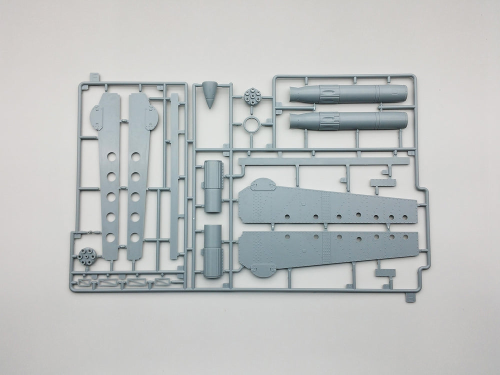 Amusing Hobby 35A010 Rheintochter R-1 1:35 Model Kit