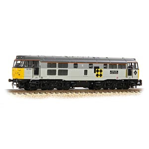 Graham Farish 371-136RJ Class 31/1 Refurb. 31130 'Calder Hall Power Station' BR Rf Coal Sector