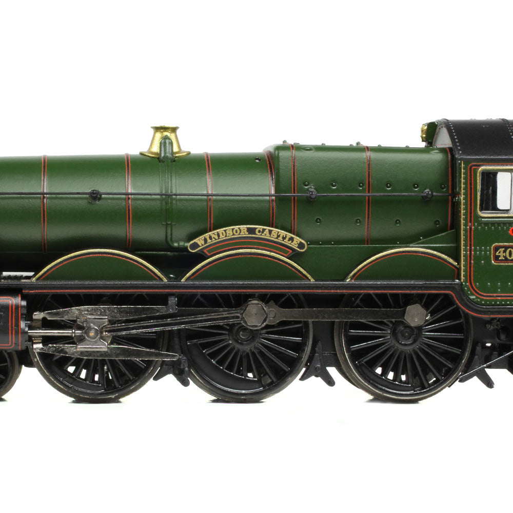 Graham Farish 372-035 GWR 4073 Windsor Castle 4082 GWR Lined Green (Shirtbutton)