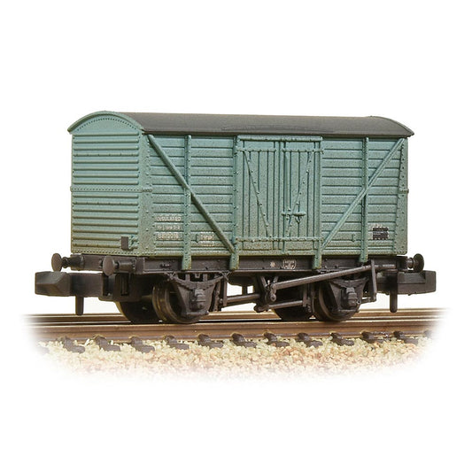 Graham Farish 373-727B BR 10T Insulated Van BR Ice Blue [W]