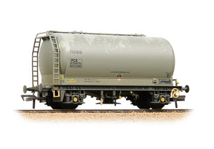 Bachmann Branchline 38-653A PCA Metalair Bulk Wagon Freightliner Heavy Weath.
