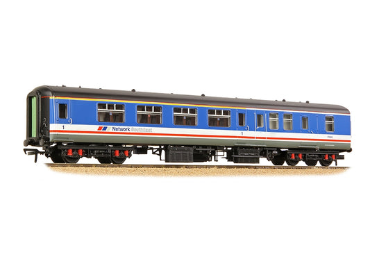 Bachmann Branchline 39-414 BR Mk2A BFK Brake First Corridor BR Network OO Gauge