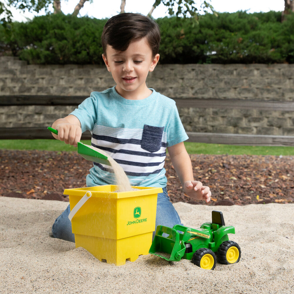 John Deere Sandbox 3pc-Set 6" Tractor w/Bucket & Spade TOMY 47339