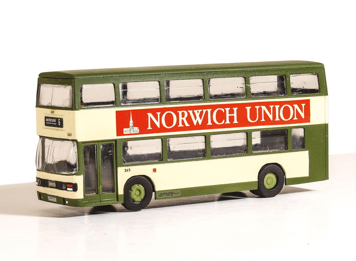 Modelscene 5503 Leyland Olympian Double Decker Bus, Blackpool Corporation HO/OO Gauge