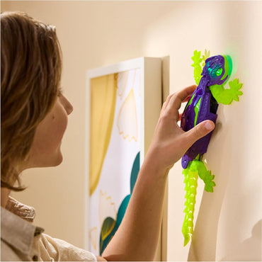 HEX BOTS Wall-Crawling Smart Gecko Glow-in-the-Dark RC Toy Age 4+