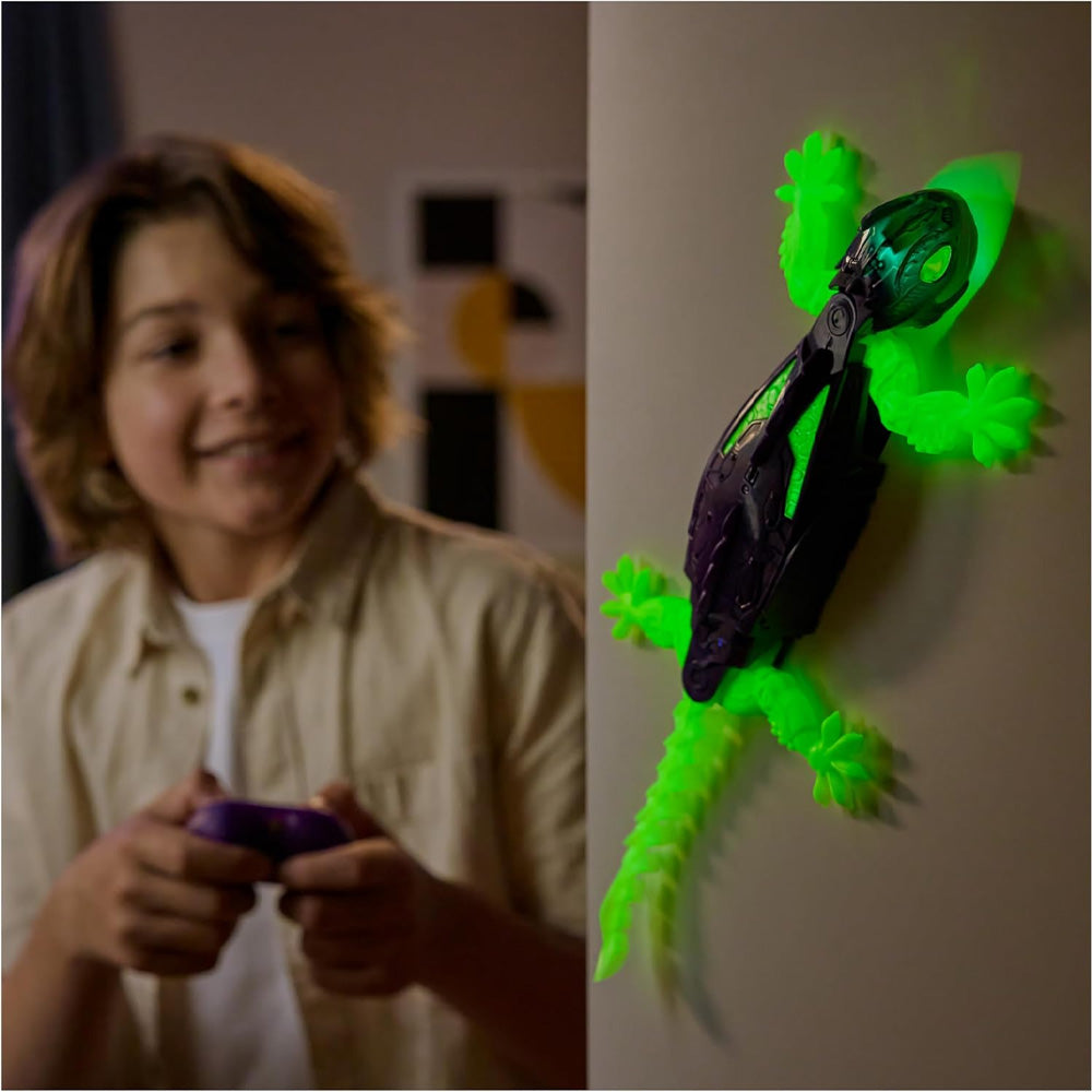 HEX BOTS Wall-Crawling Smart Gecko Glow-in-the-Dark RC Toy Age 4+