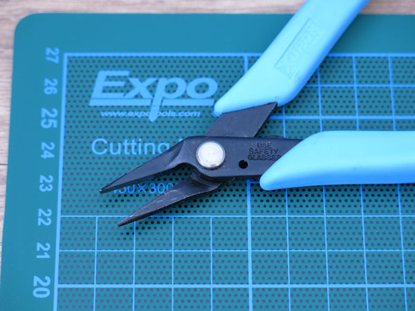 Xuron 485S Long Nose Serrated Pliers