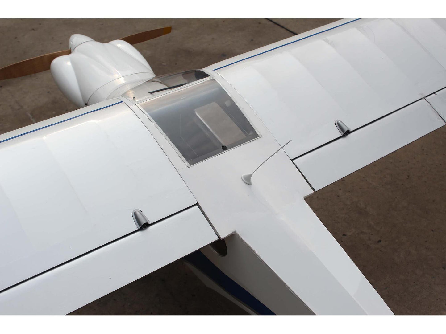 Hangar 9 CubCrafters XCub 60cc ARF RC Plane HAN5260B