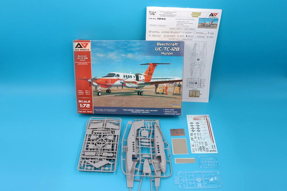 A & A Models Beechcraft UC-12B/TC-12B Huron US Navy & Marines 1:72