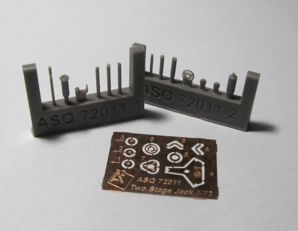 A-Squared AASQ72011 1:72 4,5 Ton Two-Stage Jack resin + photo-etched