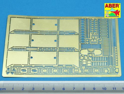 Aber ABR35111 1:35 Sd.Kfz.9 'FAMO' Artillery version set.2