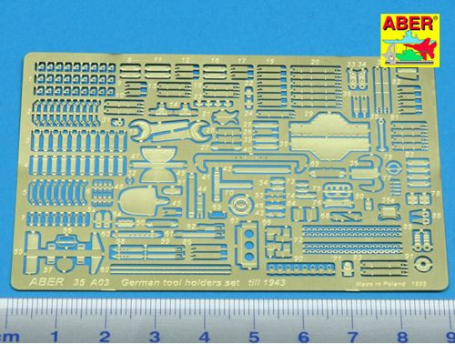 Aber ABR35A003 1:35 German tool holder set to 1943