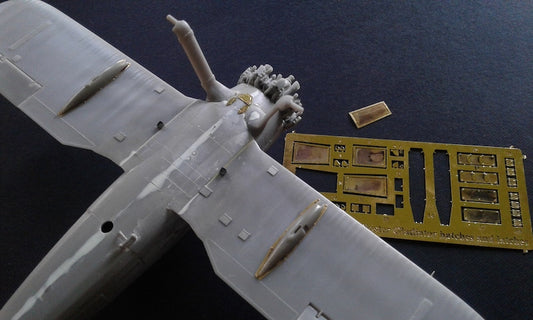 Aims AIMPE48011 1:48 Gloster Gladiator hatches and latches