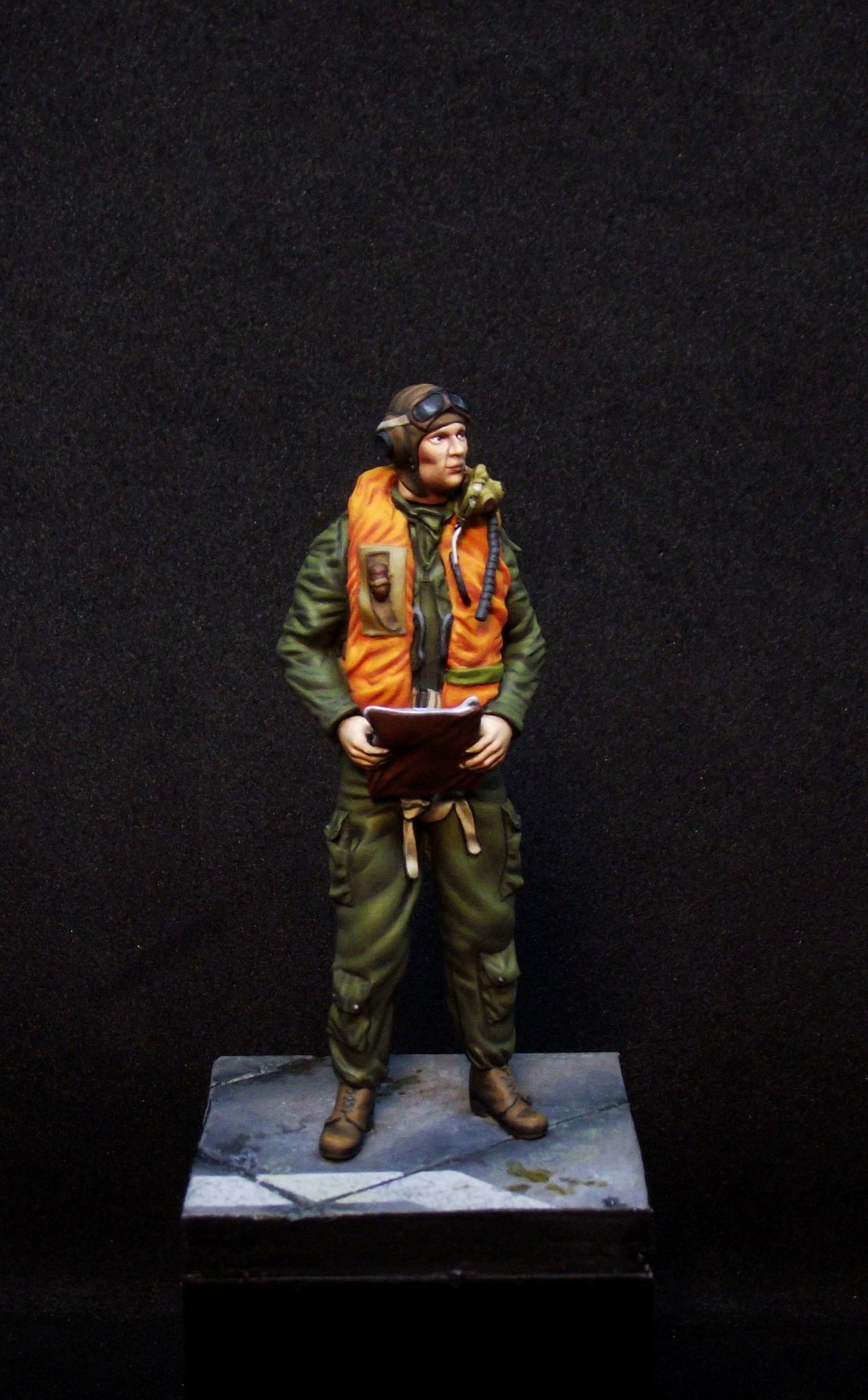 Aims AIMS24F001 1:24 RAF/FAA/Fleet Air Arm pilot 1950's