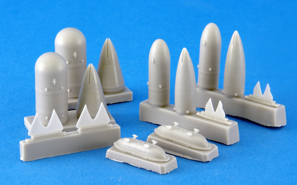 Aims AIMS72P013 Junkers Ju-88 Late War Fuel Tank Set 1:72