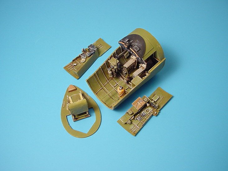 Aires AIRE2021 1:32 Vought F4U-1 Corsair cockpit set