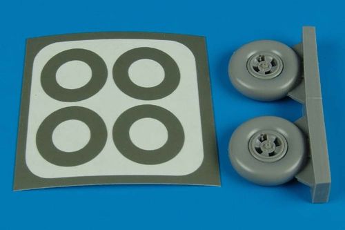 Aires AIRE2128 1:32 Supermarine Spitfire Mk.IX wheels and paint masks