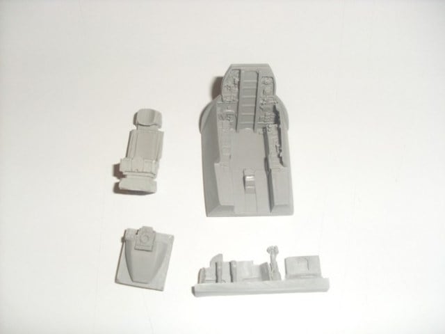 Aires AIRE4030 1:48 Sukhoi Su-22M4 cockpit