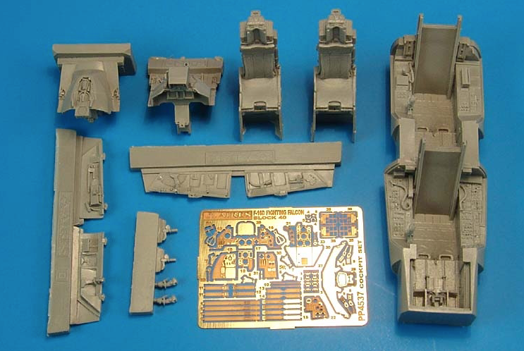 Aires AIRE4537 1:48 Lockheed-Martin F-16D Block 40 cockpit set
