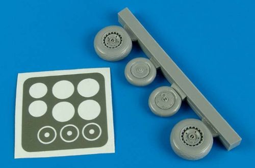 Aires AIRE4540 1:48 Messerschmitt Me-262A wheels & paint mask