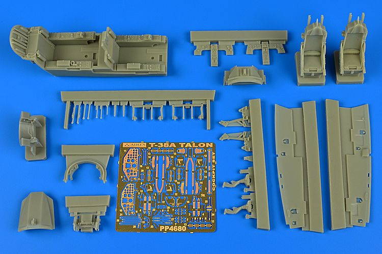 Aires AIRE4680 1:48 Northrop T-38A Talon cockpit set