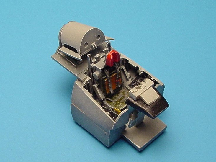 Aires AIRE7068 1:72 North-American F-100D Super Sabre cockpit