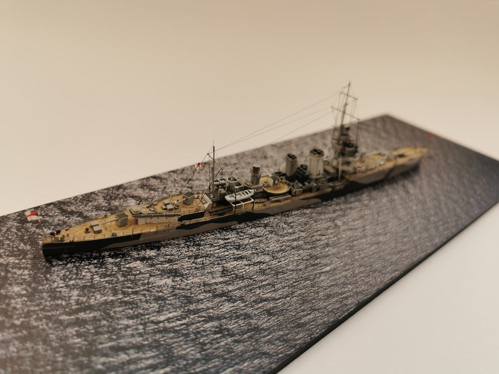 AJM Models AJM700-031 1:700 H.M.S