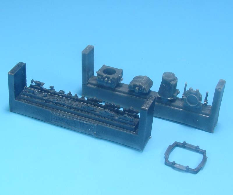 AML AMLA72078 1:72 Luftwaffe Camera RB 20/30 with rack