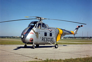 AMP AMP48022 1:48 Sikorsky H-19A Chickasaw